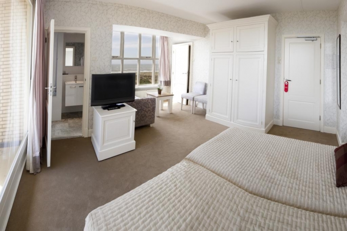 Strandhotel Nassau-Bergen