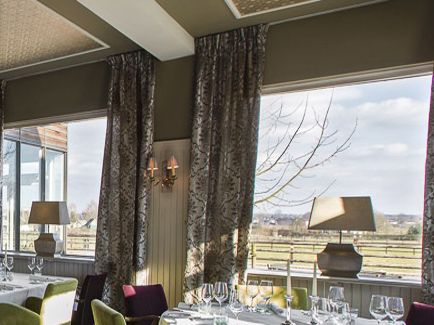 Mezzo Restaurant & Kamers