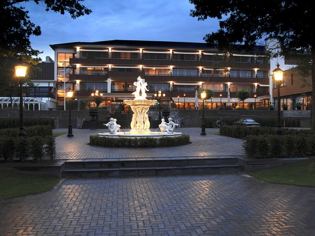 Fletcher Familiehotel De Hunzebergen